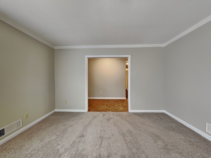 Building Photo - 308 Rebecca Ct