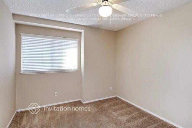 Building Photo - 1225 Rio Cresta Way