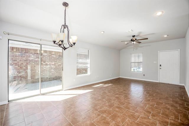 Building Photo - 756 River Garden Dr
