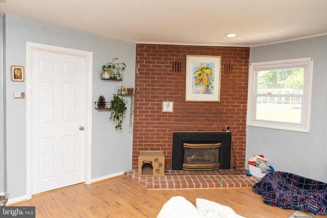 Building Photo - 1319 Forest Dr