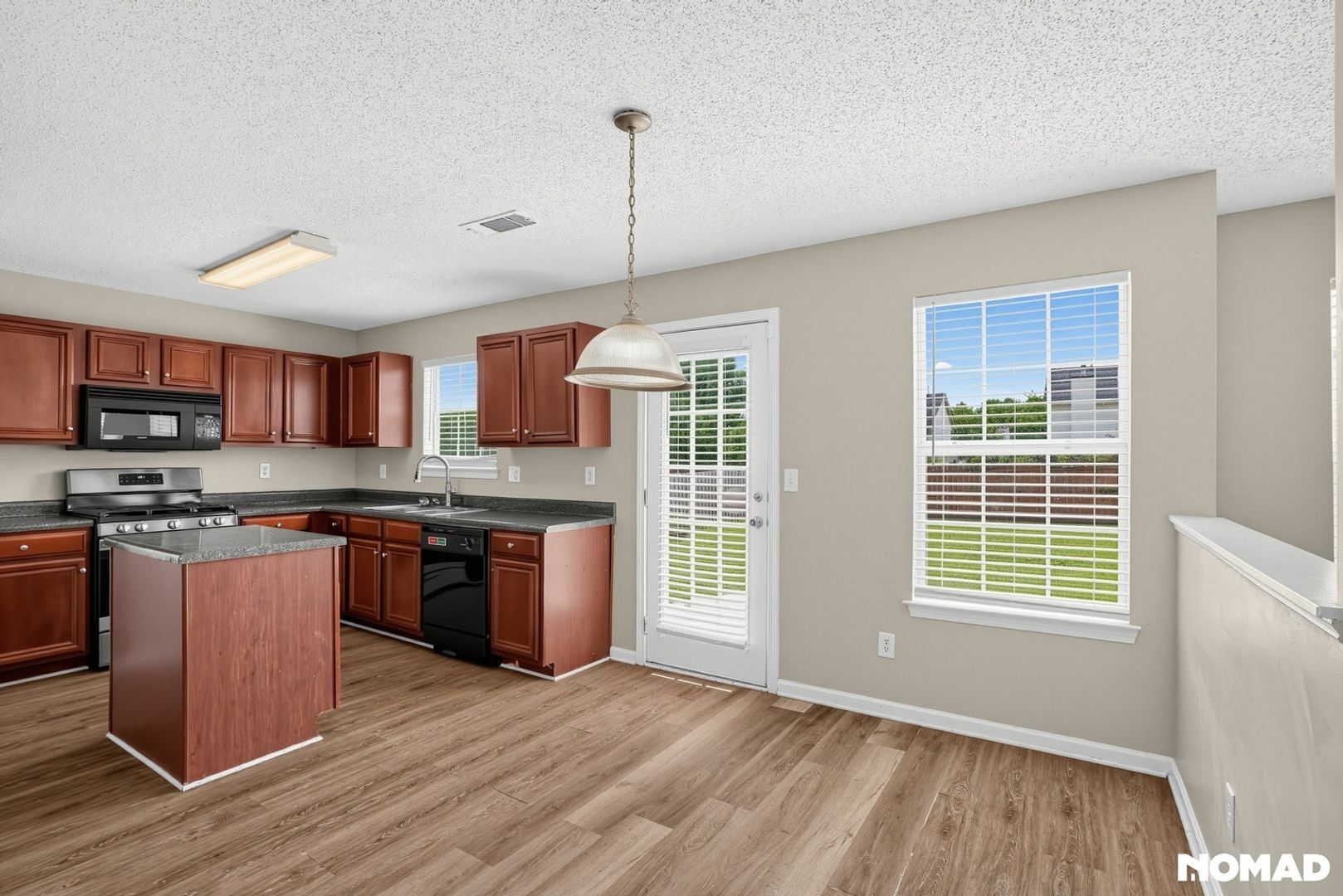 Building Photo - 3693 Arminto Dr