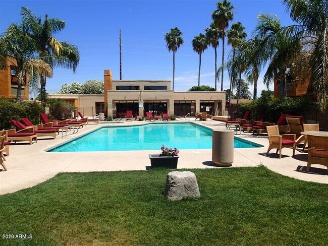 Building Photo - 3600 Hayden Rd