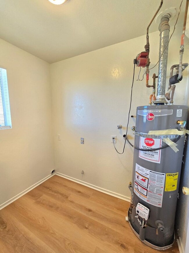 Building Photo - 6611 California City Blvd