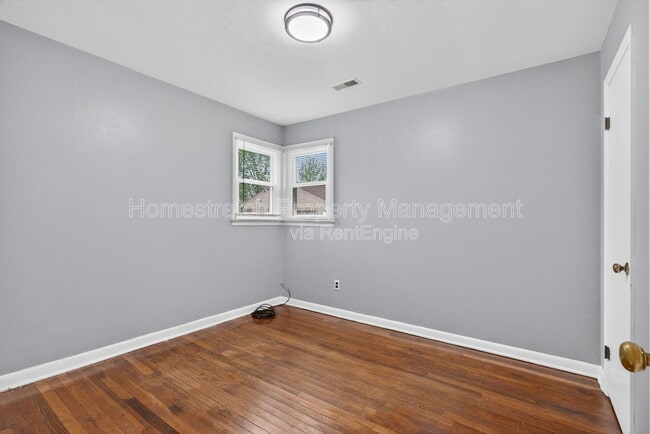 Building Photo - 410 McKinley Ave