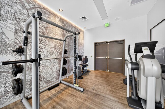 Building Photo - 1100 S Miami Ave