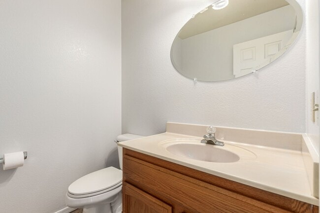 Building Photo - Sun Lakes long term Rental