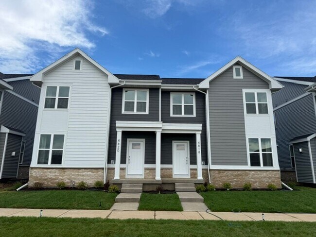 Building Photo - 4818 Suelo Rd