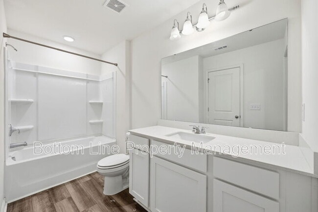 Building Photo - 1117 Dakine Dr