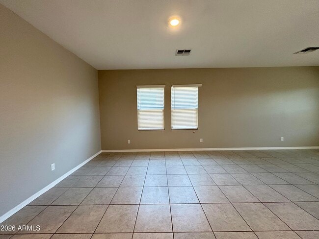 Building Photo - 6551 W Magdalena Ln