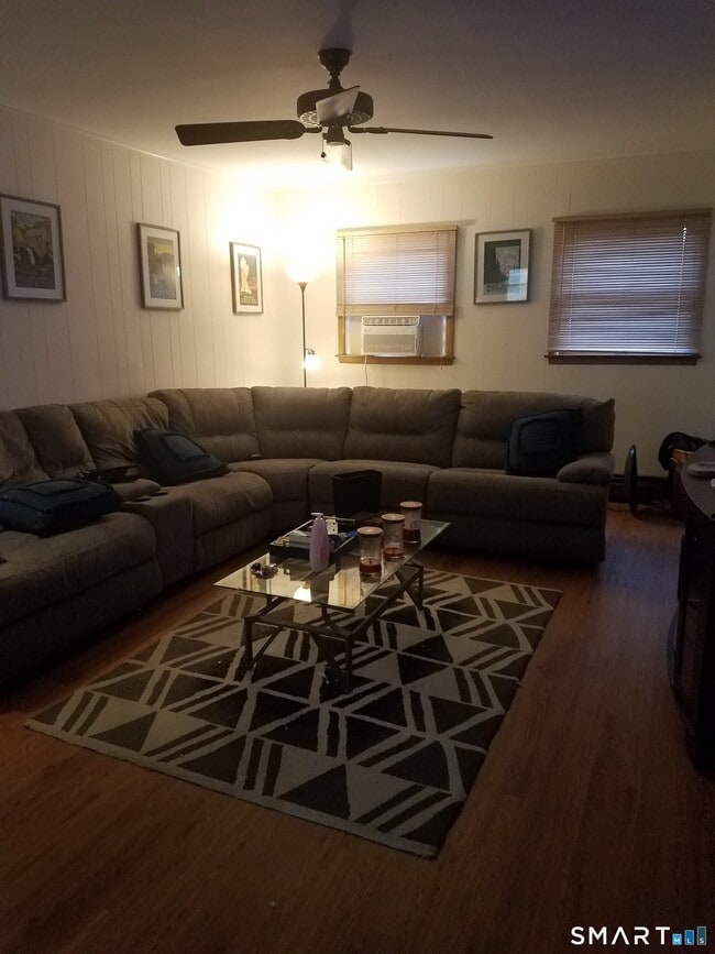 Building Photo - 72 Maple Tree Ave