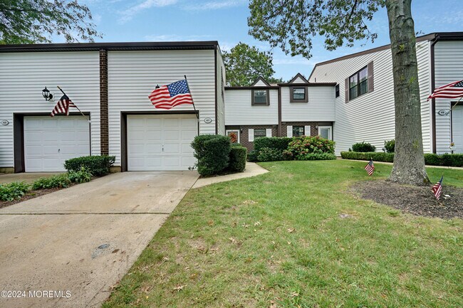 Building Photo - 47 Apple Dr