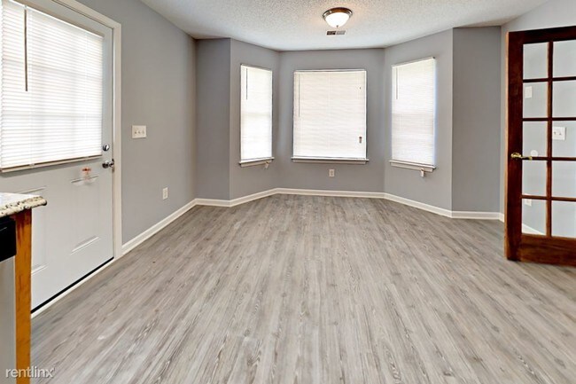 Building Photo - 7525 Rolling Meadows Ln