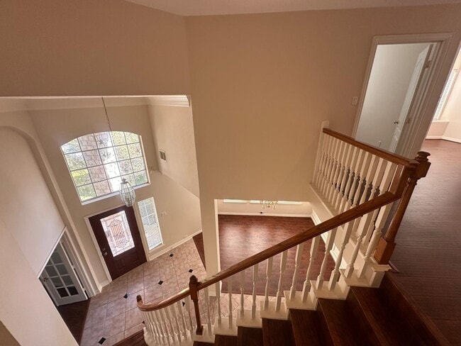 Building Photo - 5819 Brook Bend Dr