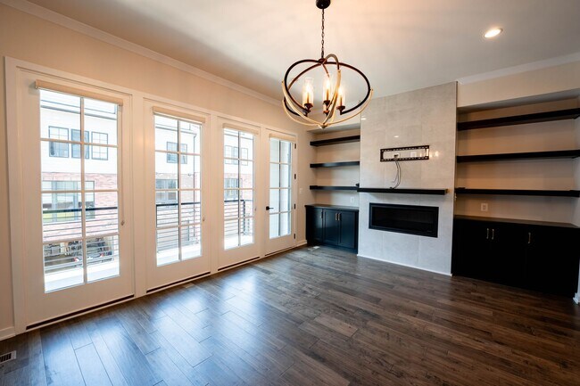 Building Photo - Luxury Reston Rental