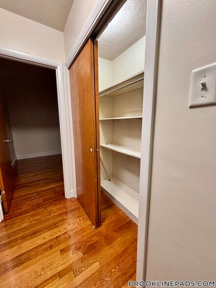 Building Photo - 312 Tappan St