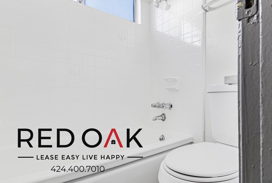 Building Photo - 615 Erie St