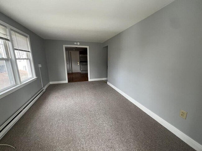 Building Photo - 232 2nd St