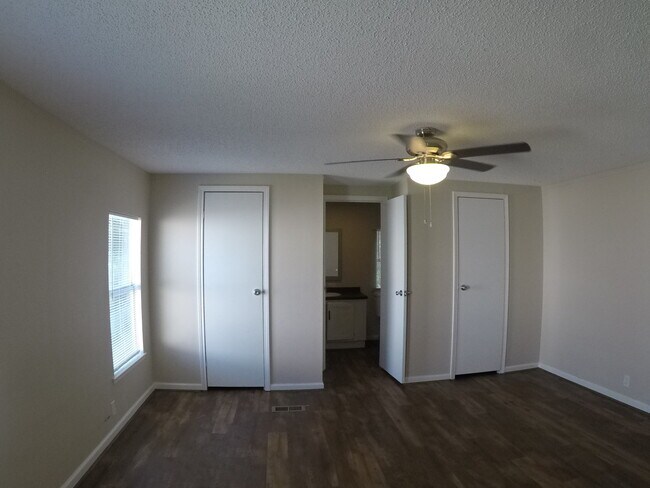 Building Photo - 200 Raider Ln