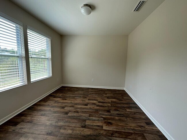 Building Photo - 9425 Hanberry Blvd