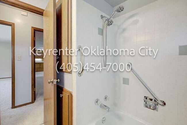 Building Photo - 3632 Sunvalley Dr