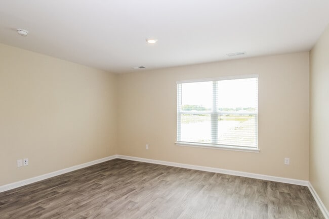 Building Photo - 293 Harvest Rdg Wy