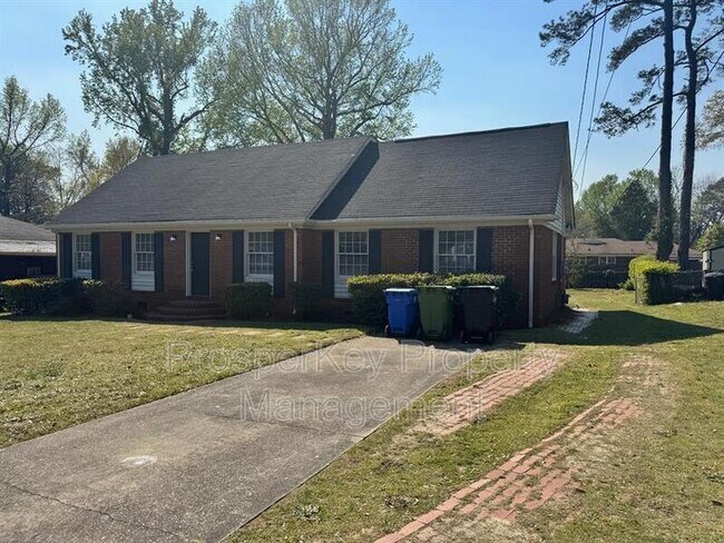 Building Photo - 419 Victoria Dr