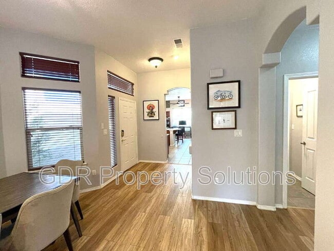 Building Photo - 13208 Pine Forest Pl NE