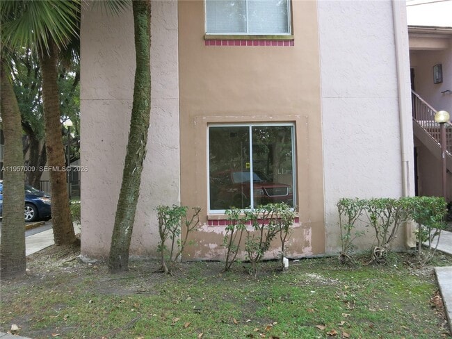 Building Photo - 9079 SW 138th Pl