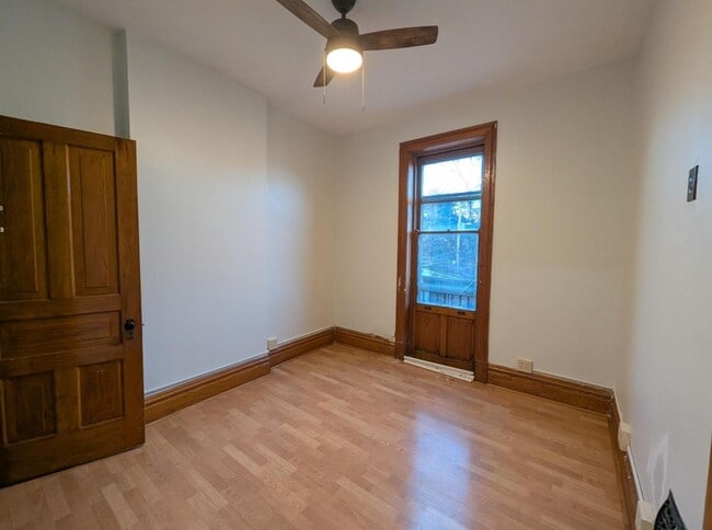 Building Photo - Historic Charm, Modern Comfort & a Killer Location