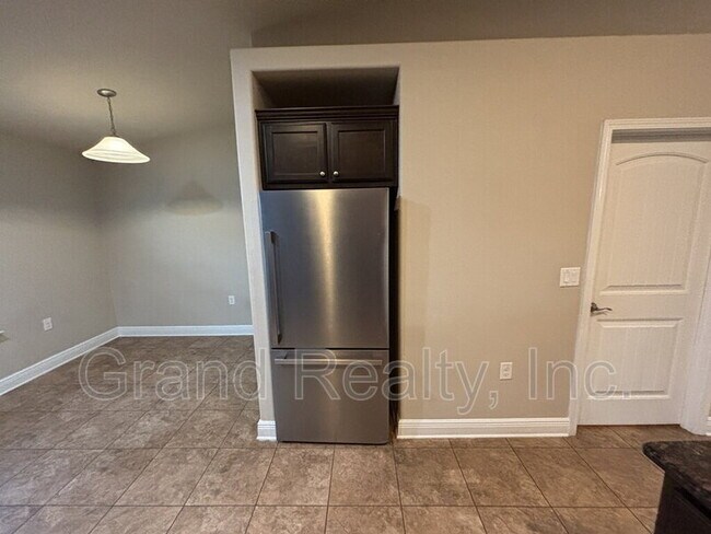 Building Photo - 4762 Ashley Pl Blvd