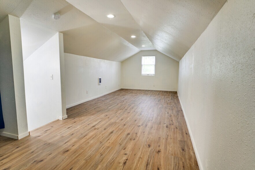 Bonus Room - 2919 SE 90th Pl