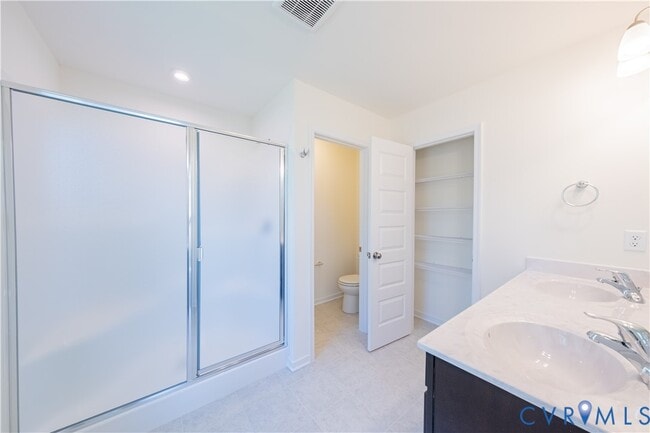 Building Photo - 18372 Palisades Ct