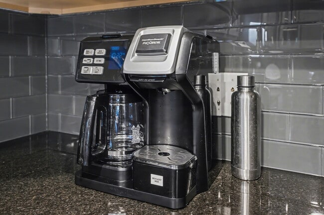 Building Photo - 1065 Wigeon Dr