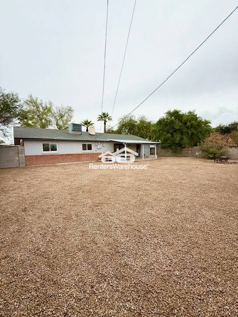 Building Photo - 7507 E Highland Ave