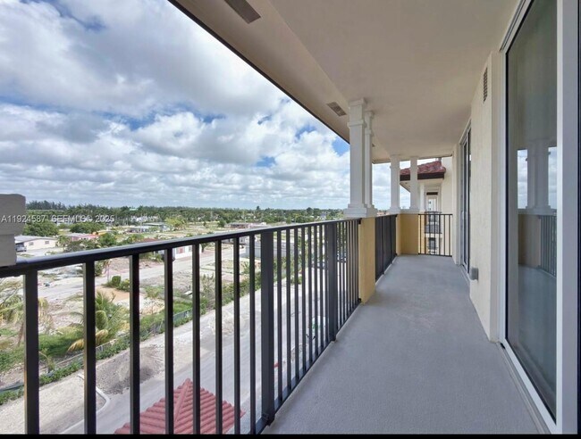 Building Photo - 11239 NW 4th Terrace