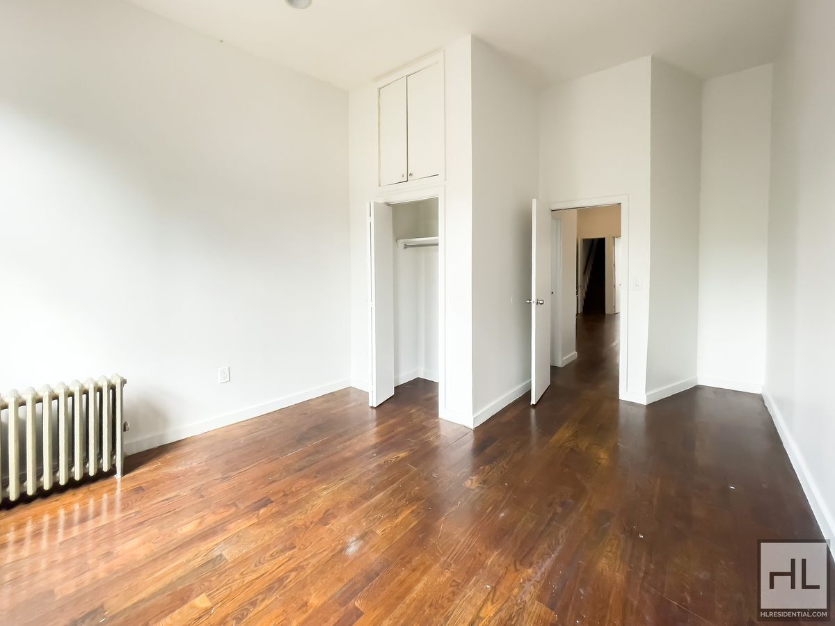 Building Photo - FRANKLIN AVENUE / Spacious Crown Heights S...