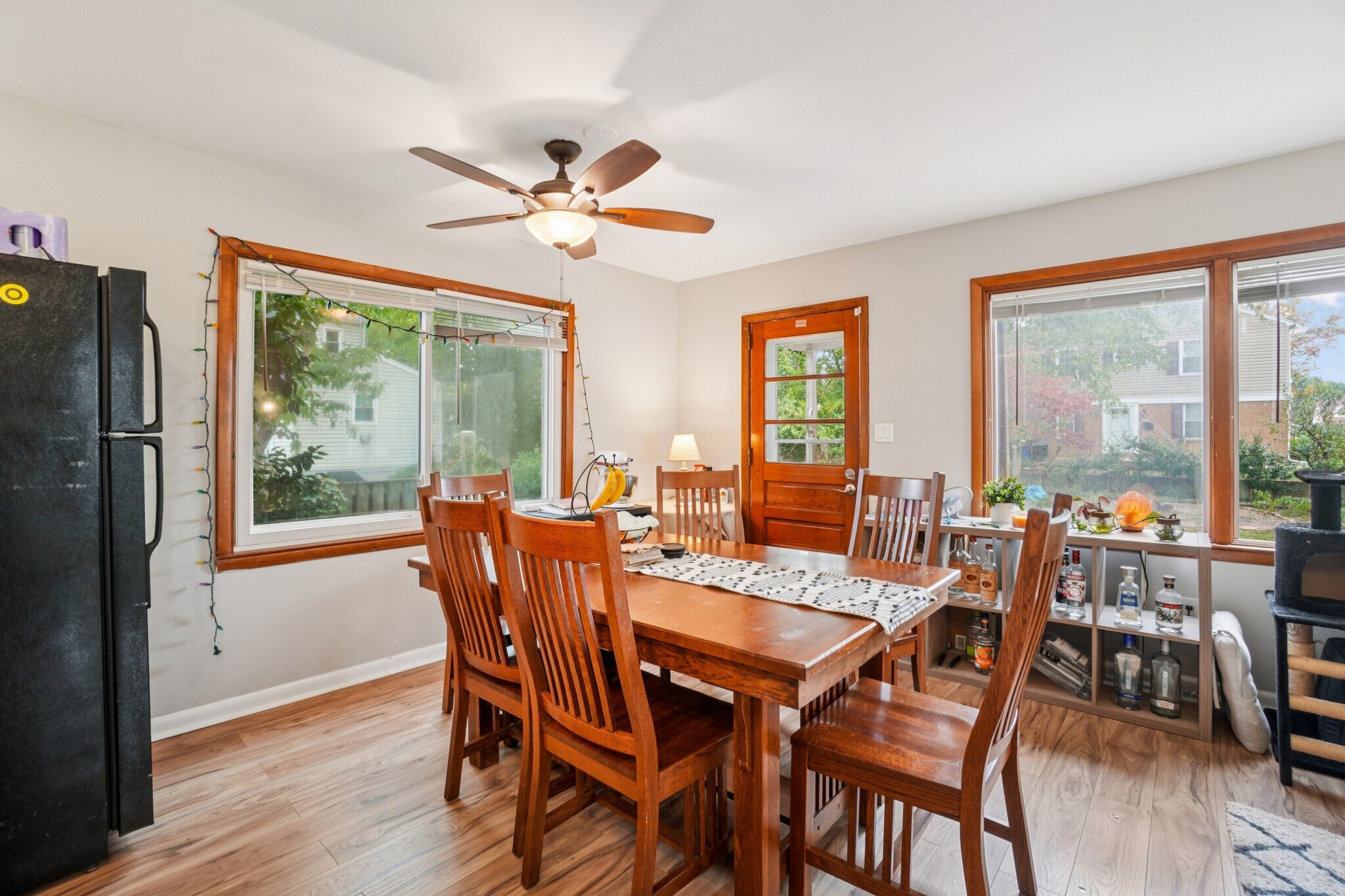 Building Photo - 5000 Quebec St