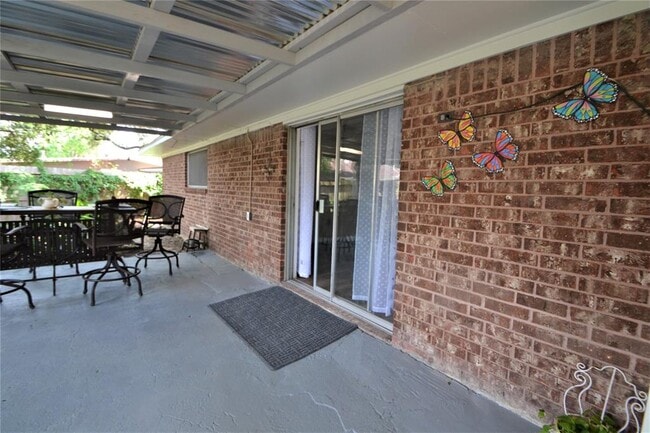 Building Photo - 5422 Kingfisher Dr