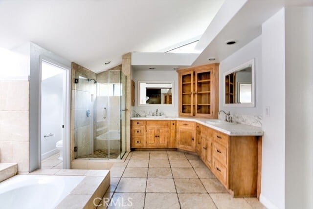 Building Photo - 9 Sharpsburg