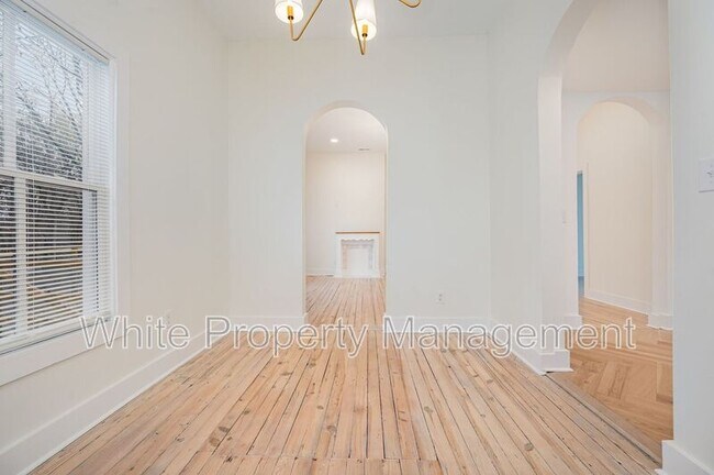 Building Photo - 3612 E Brief Rd