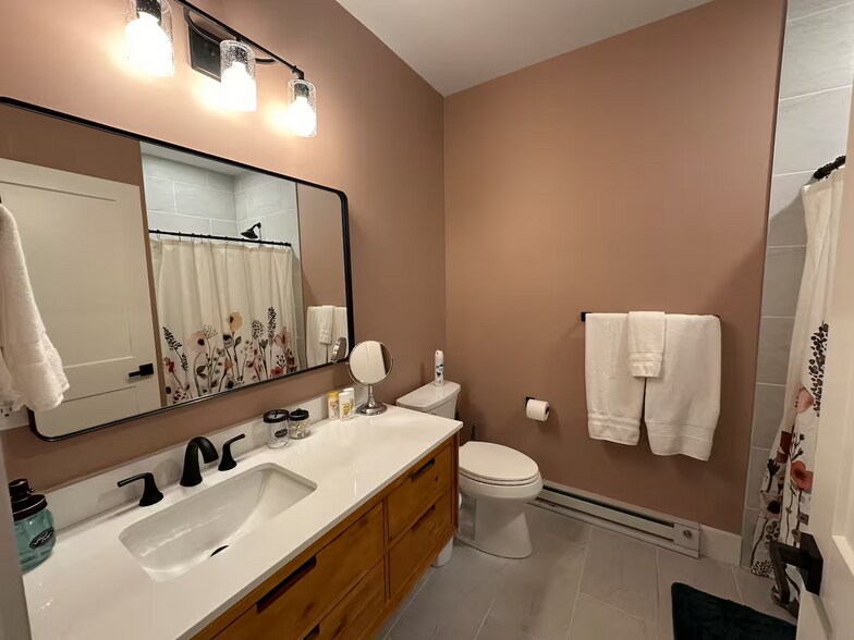 Building Photo - 58 South St