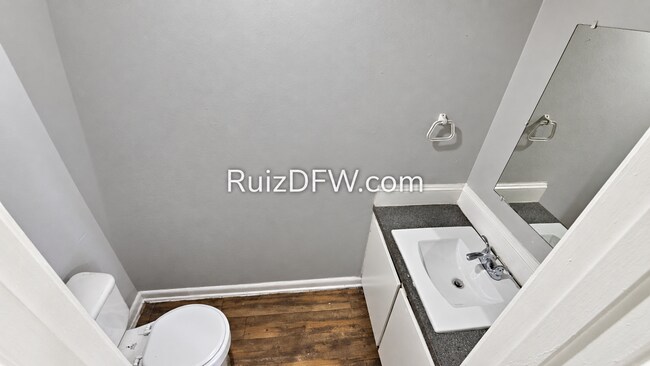 Building Photo - 3601-3603 Ripy Ct