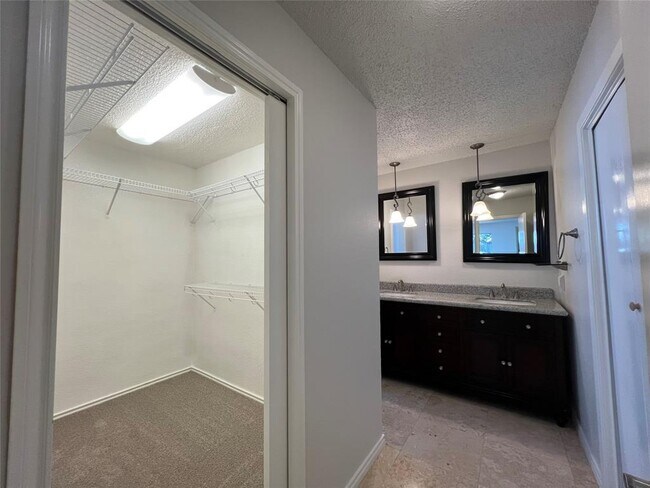 Building Photo - 11510 Powder Mill Trail