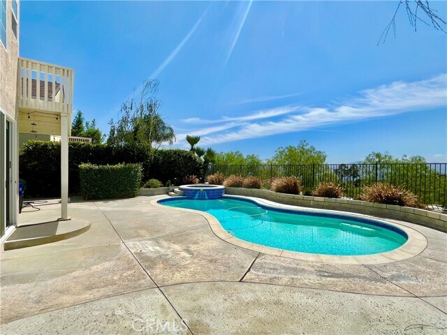 Building Photo - 25942 Clifton Pl
