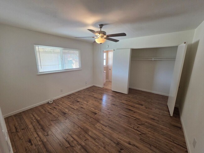 Building Photo - 15303 Fairhope Dr