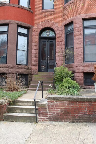 Primary Photo - 1732 Linden Ave