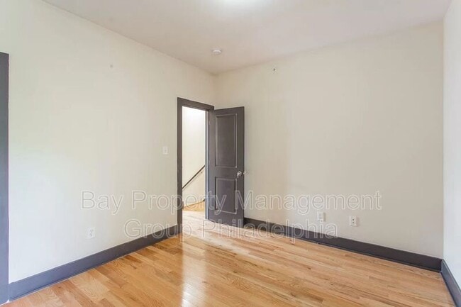 Building Photo - 1826 W Norris St