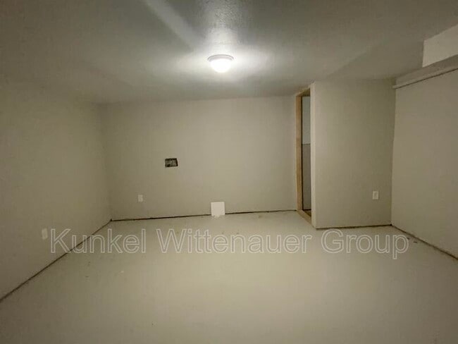 Building Photo - 814 N 17th St