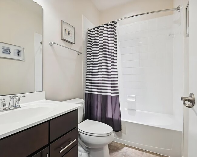 Building Photo - 4511 Foster Ave