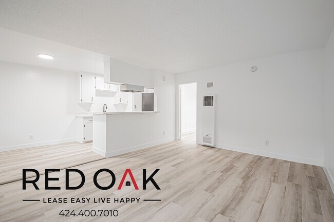 Primary Photo - 211 S Ave 57